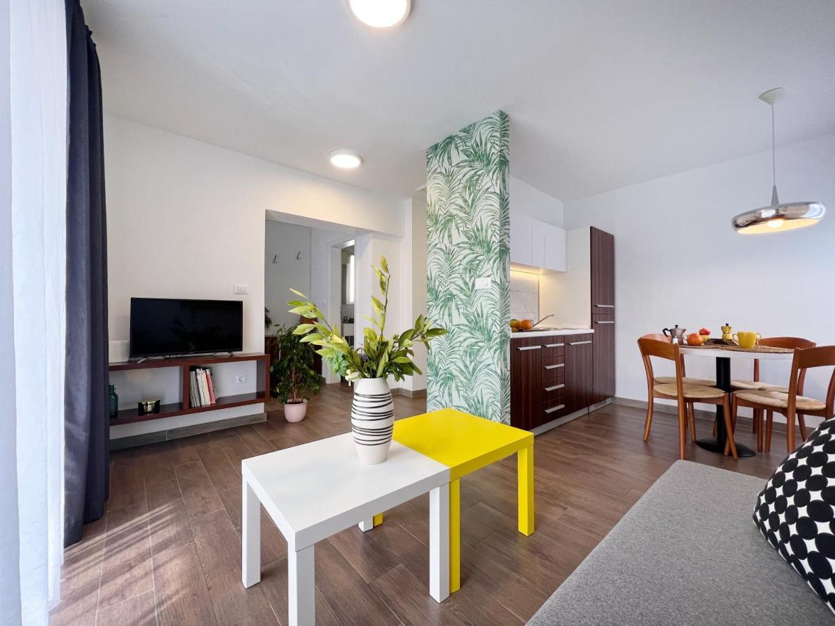 Apartment Teodora Maria *
